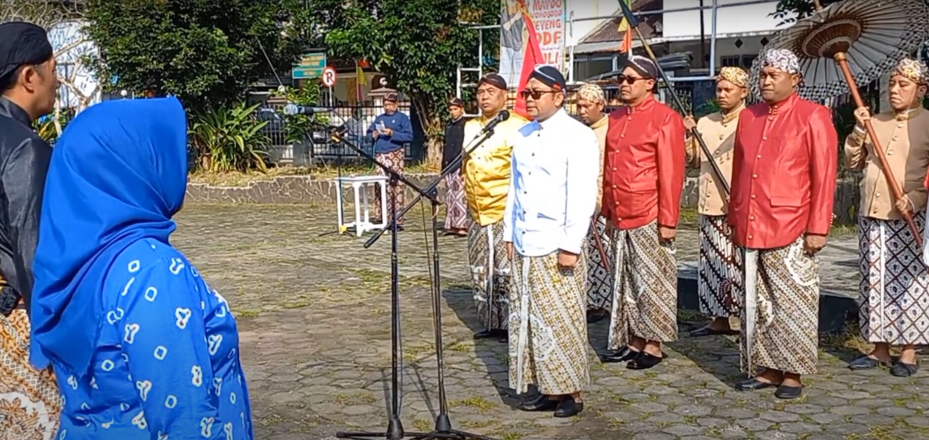 perjalanan-kirab-panji-kecamatan-garung-dalam-rangka-hari-jadi-kabupaten-wonosobo-ke198-tahun-2023