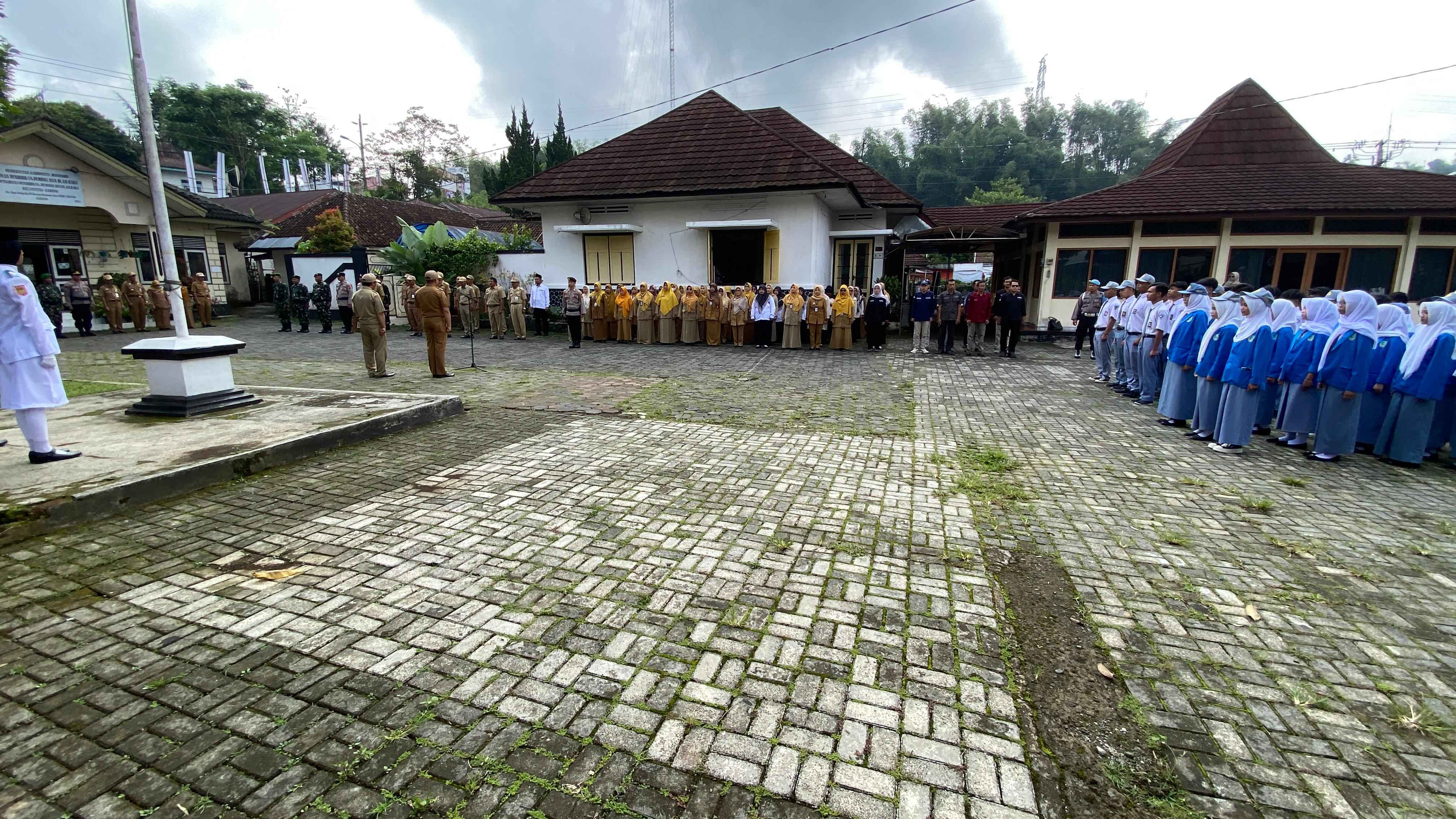 upacara-peringatan-hari-sumpah-pemuda-ke96