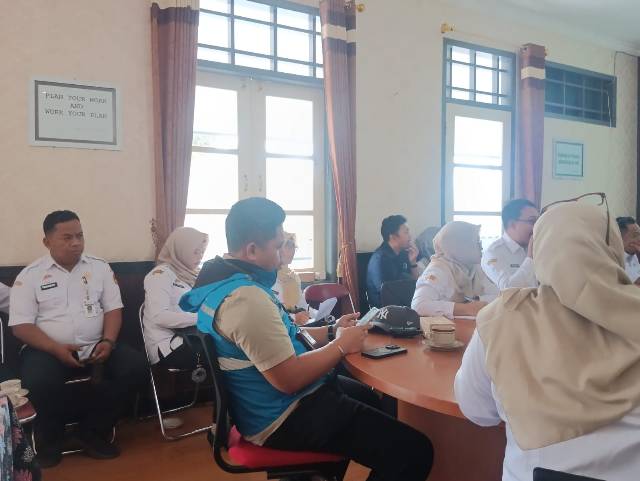 pastikan-dusun-belum-berlistrik-terdata-kasi-ekbang-hadiri-penjelasan-teknis-di-bappeda